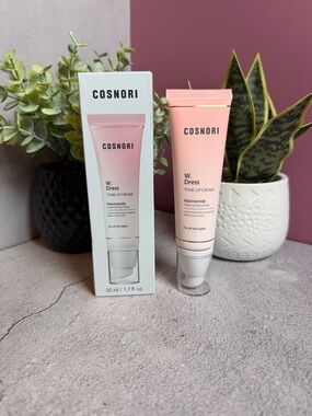 W. Dress Tone-Up Cream - Pink